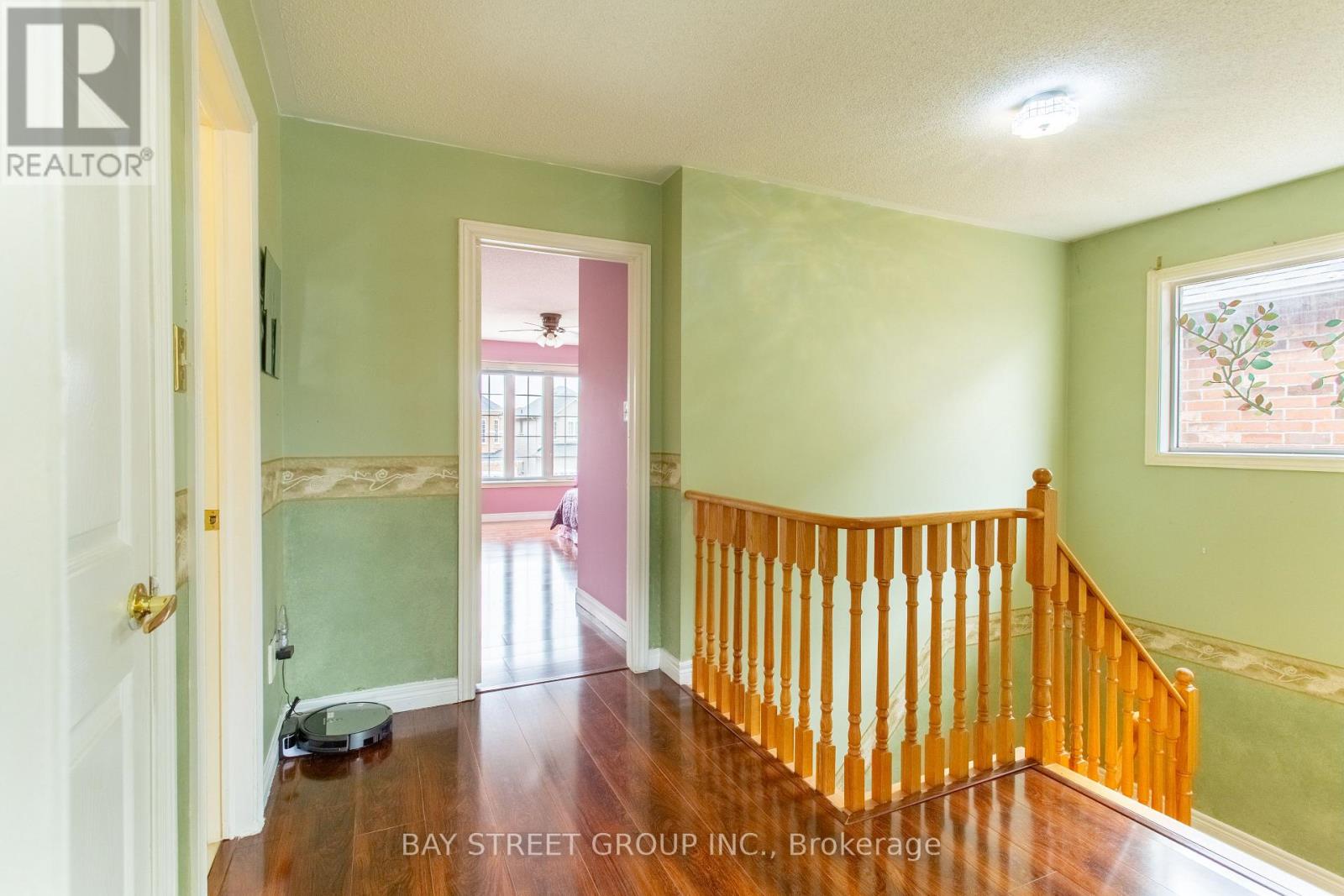 5 CEDARGROVE ROAD - 32