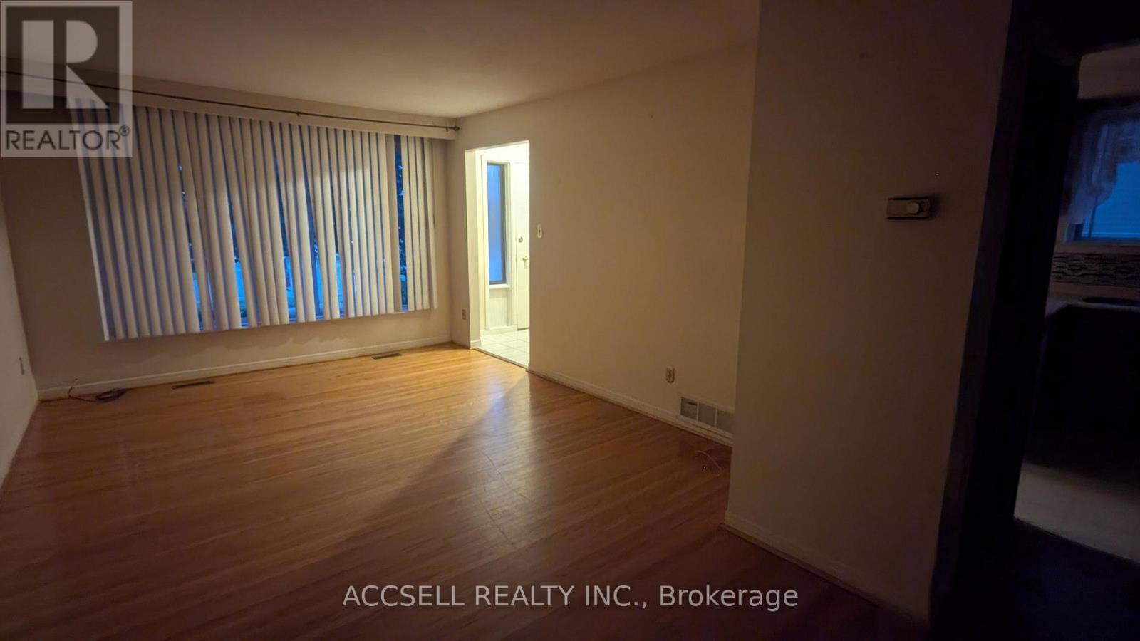 1055 CLAREDALE ROAD - 5