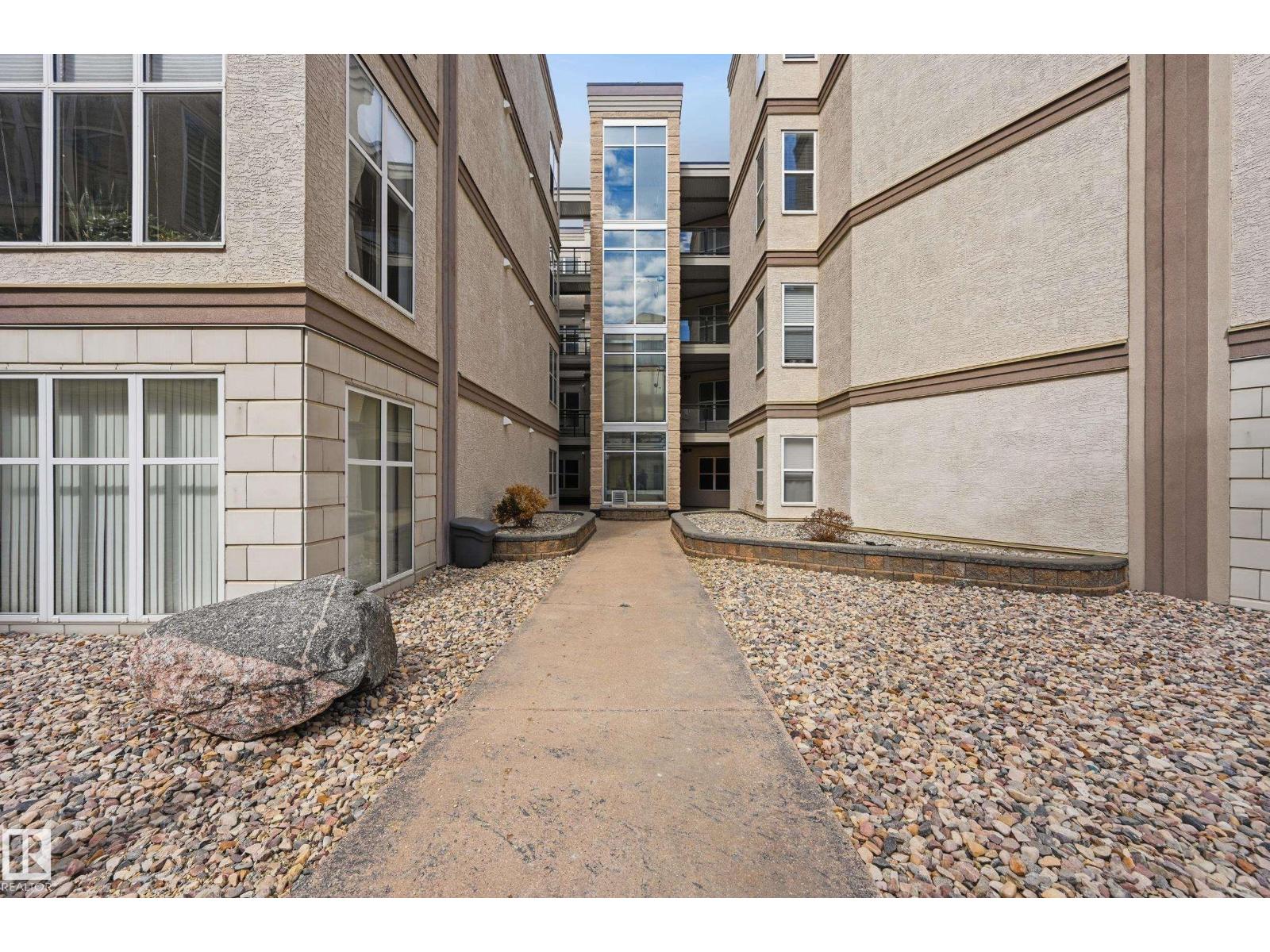 #369 4823 104A ST NW - 3