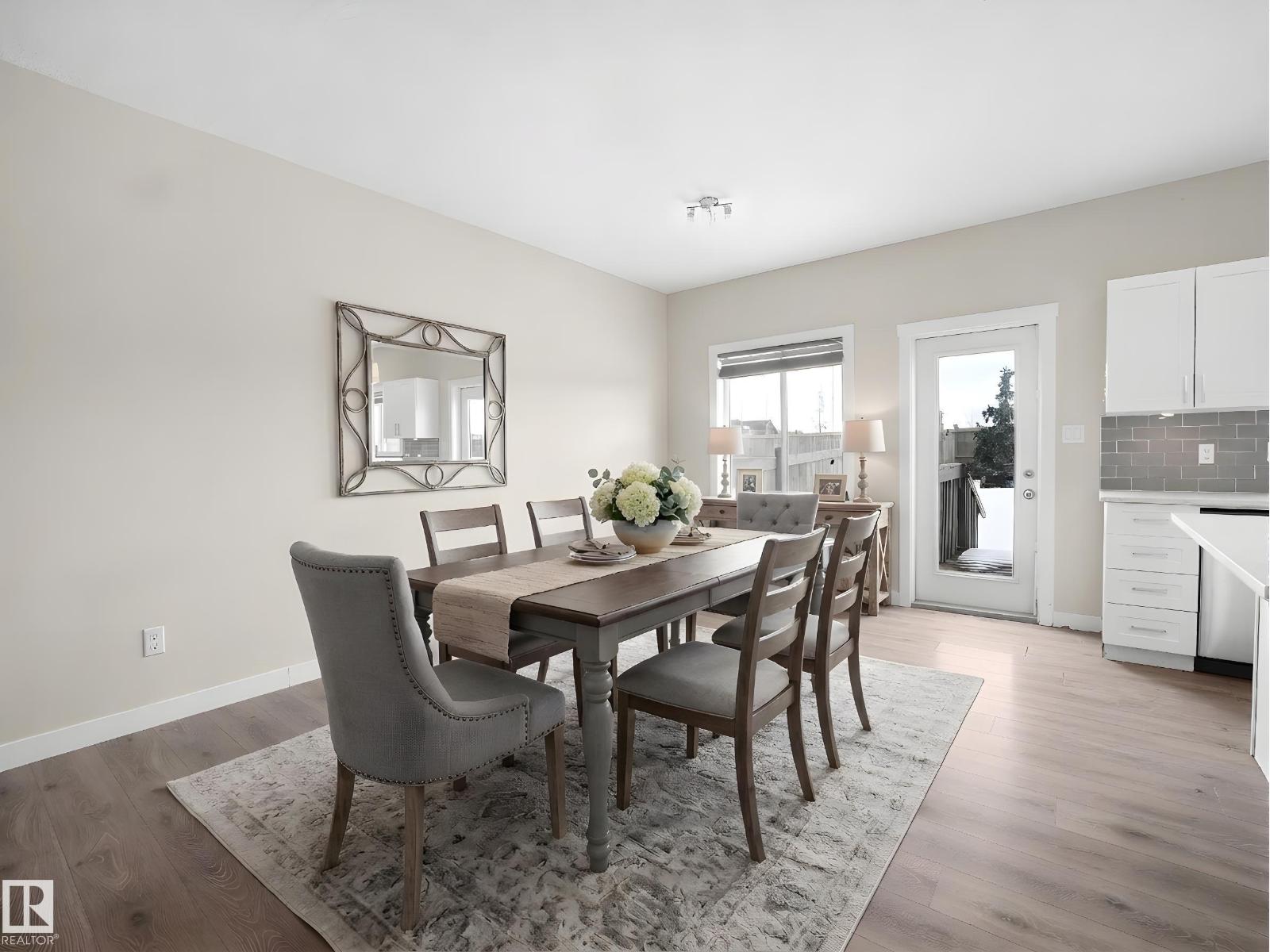 8921 217 ST NW NW - 3