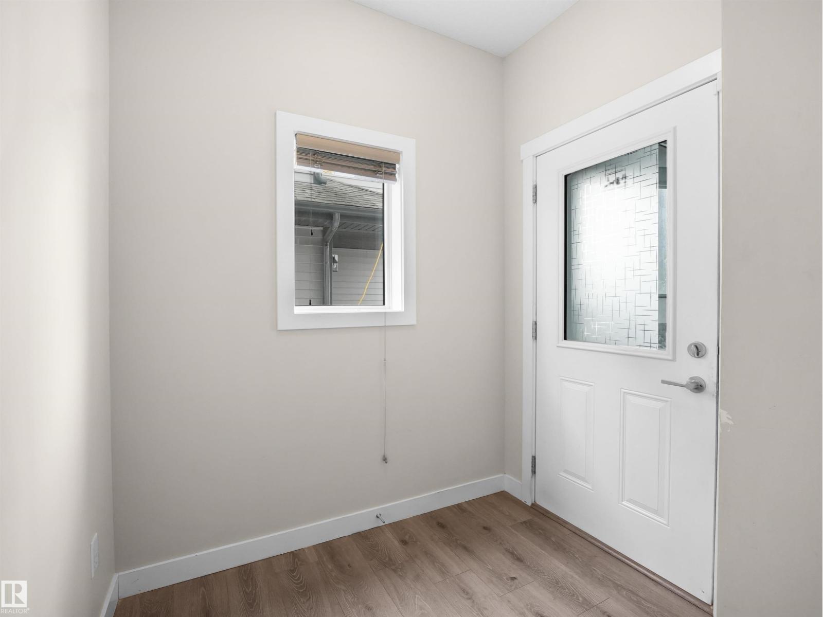 8921 217 ST NW NW - 17