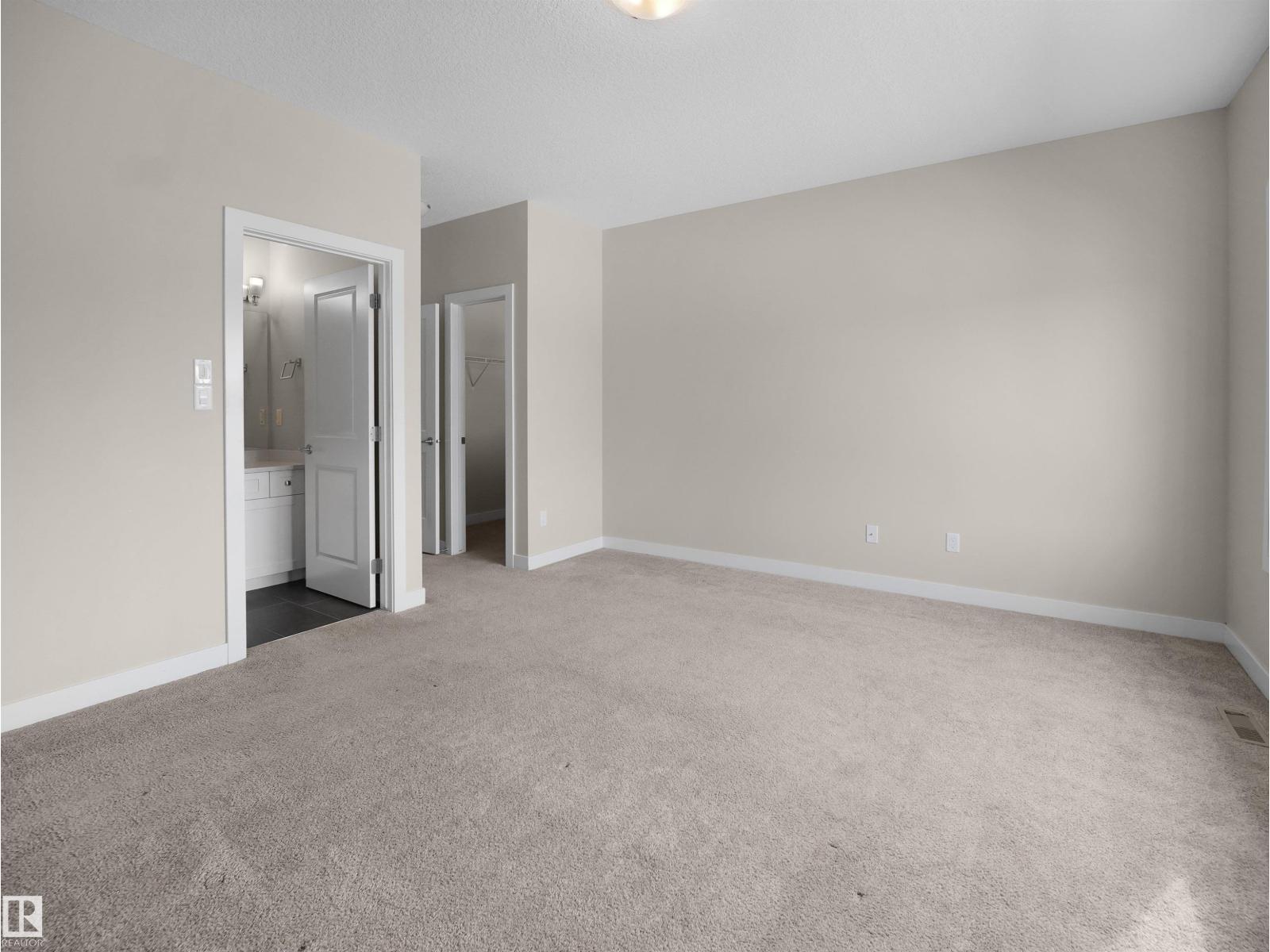 8921 217 ST NW NW - 35