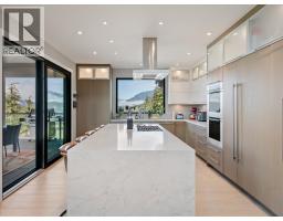 9292 Steller's Way, Whistler, BC V8E1M1 Photo 7