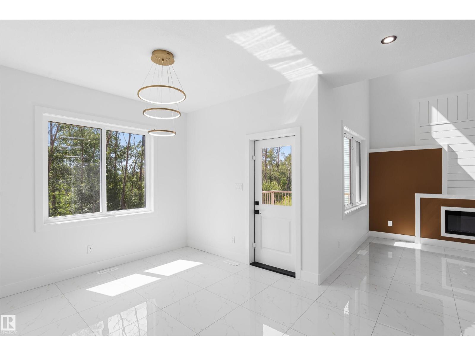 3235 5 AV SW - 16