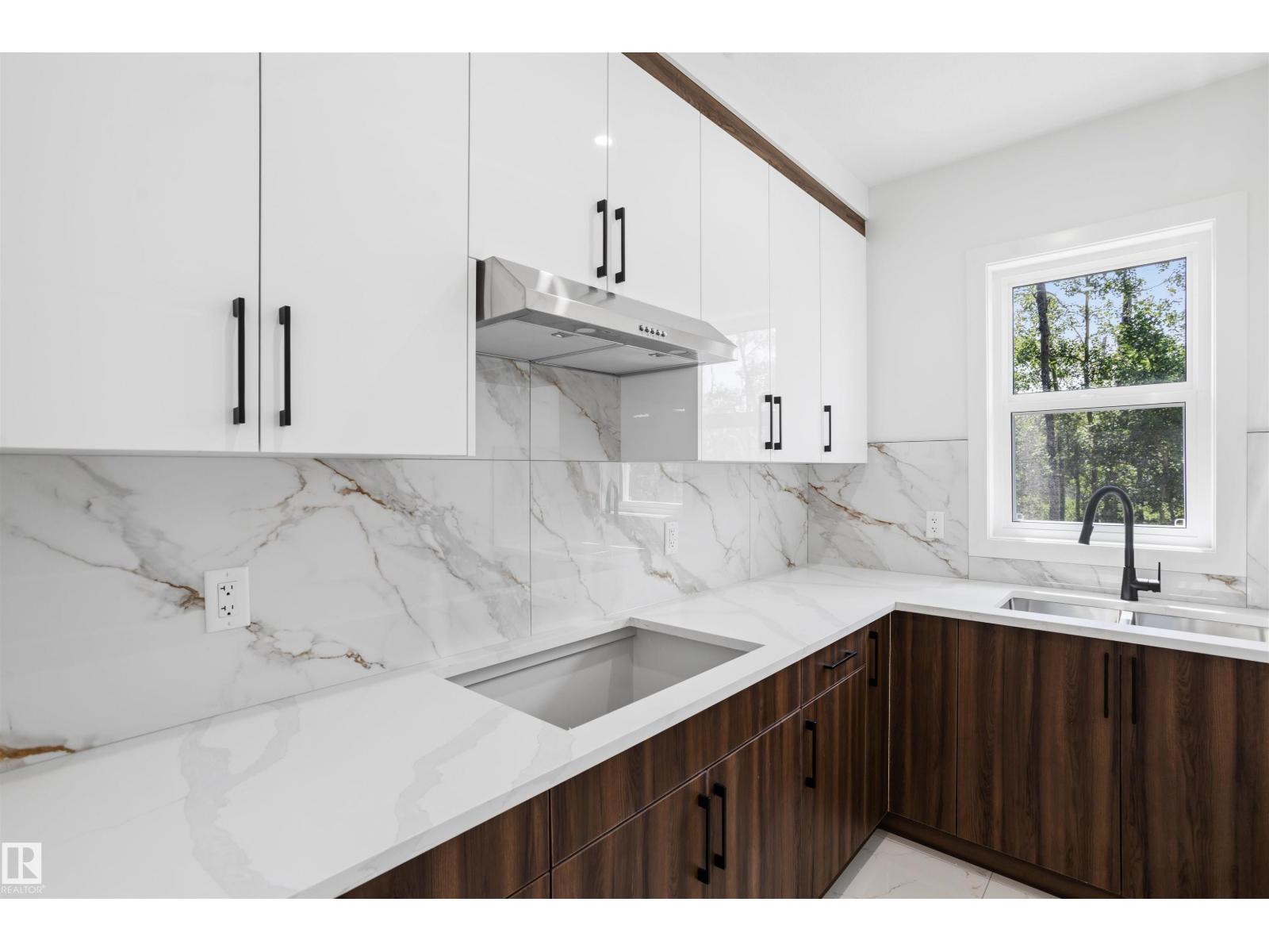 3235 5 AV SW - 14