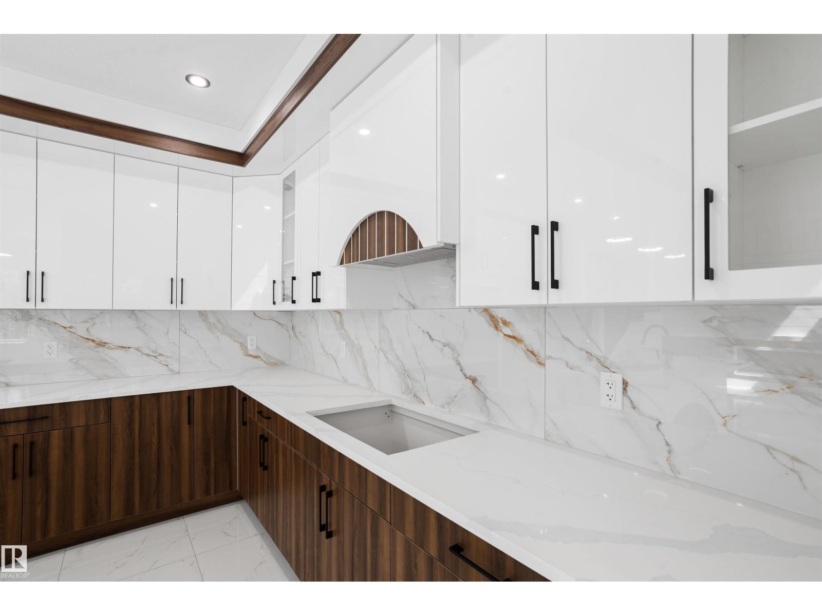 3235 5 AV SW - 12
