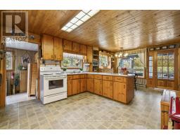 408 Chur Lee Road, Whitestone, ON P0A1G0 Photo 16