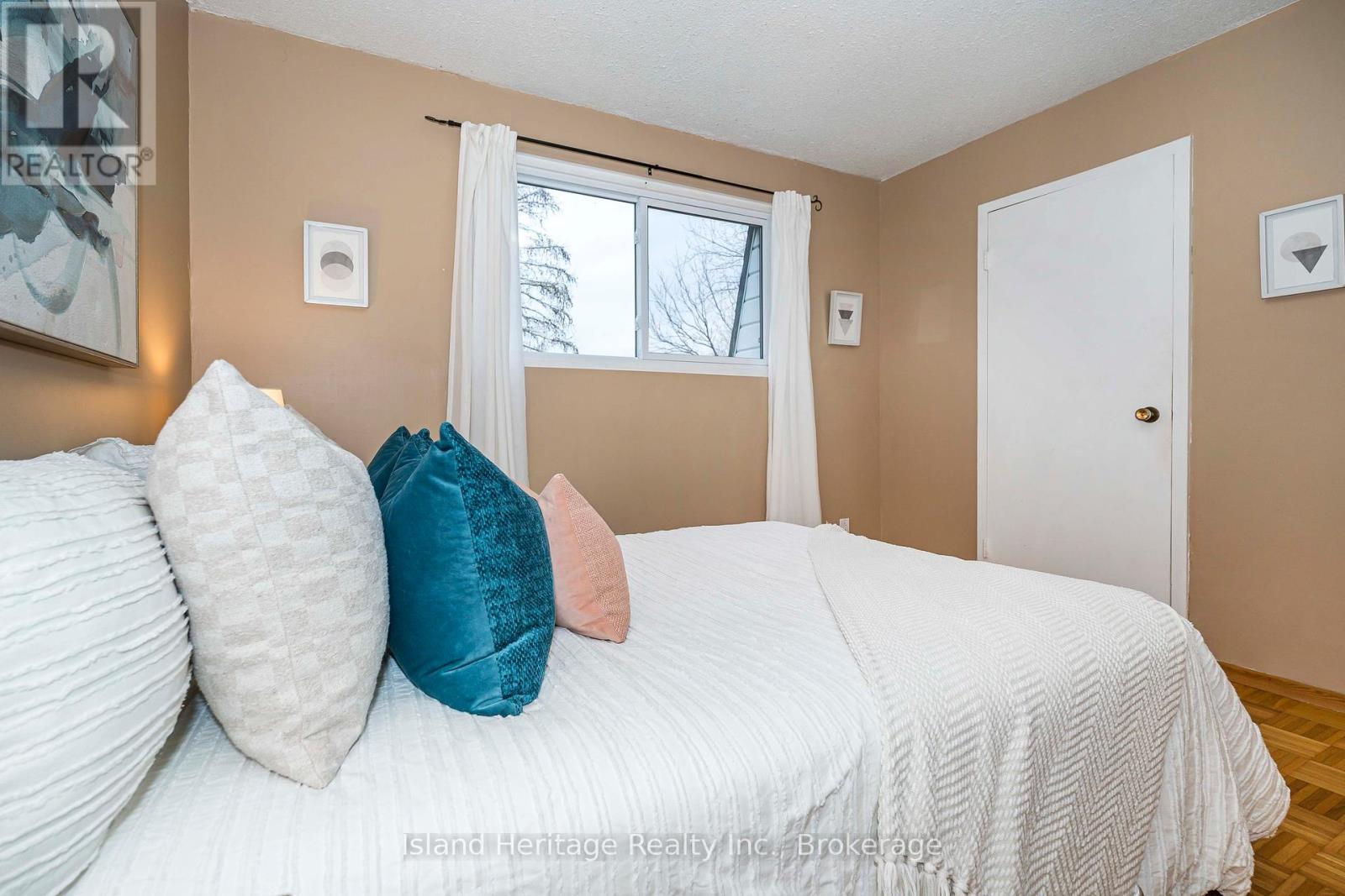 #3 730 CEDAR STREET - 14