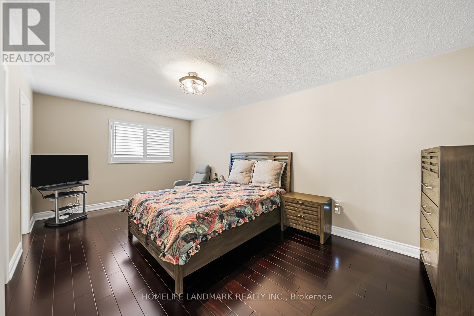 75 BASSETT AVENUE - 15