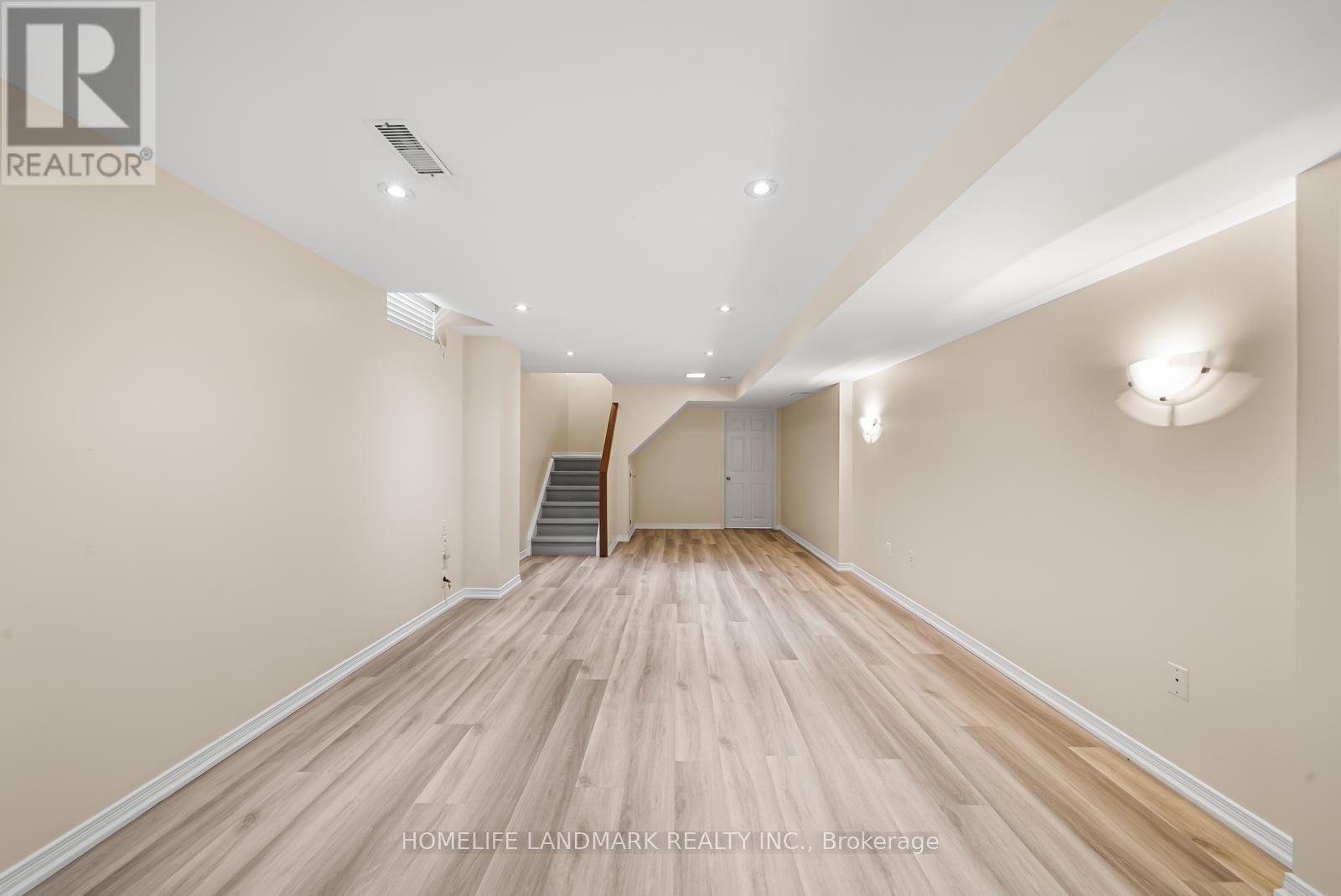 75 BASSETT AVENUE - 24