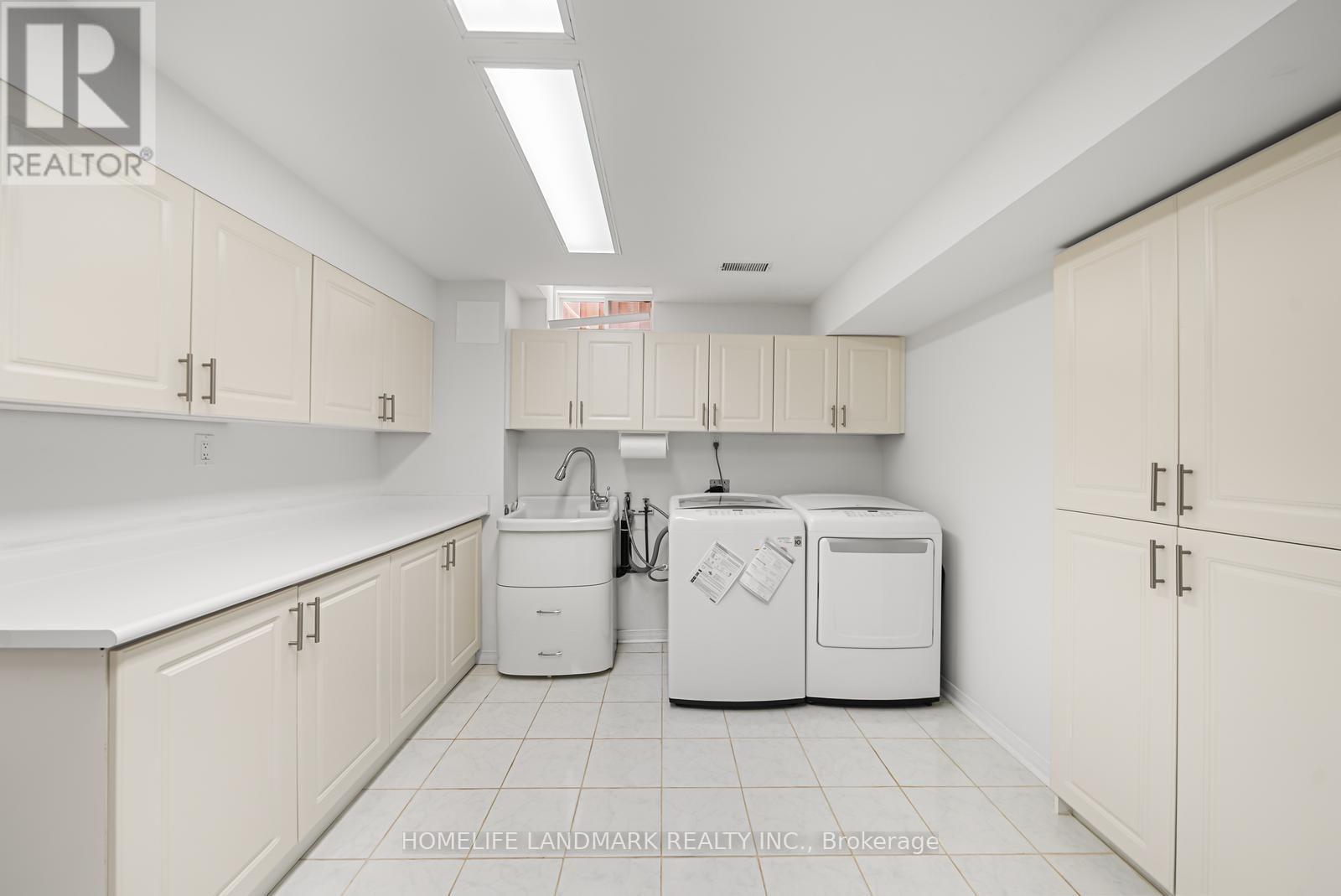 75 BASSETT AVENUE - 25