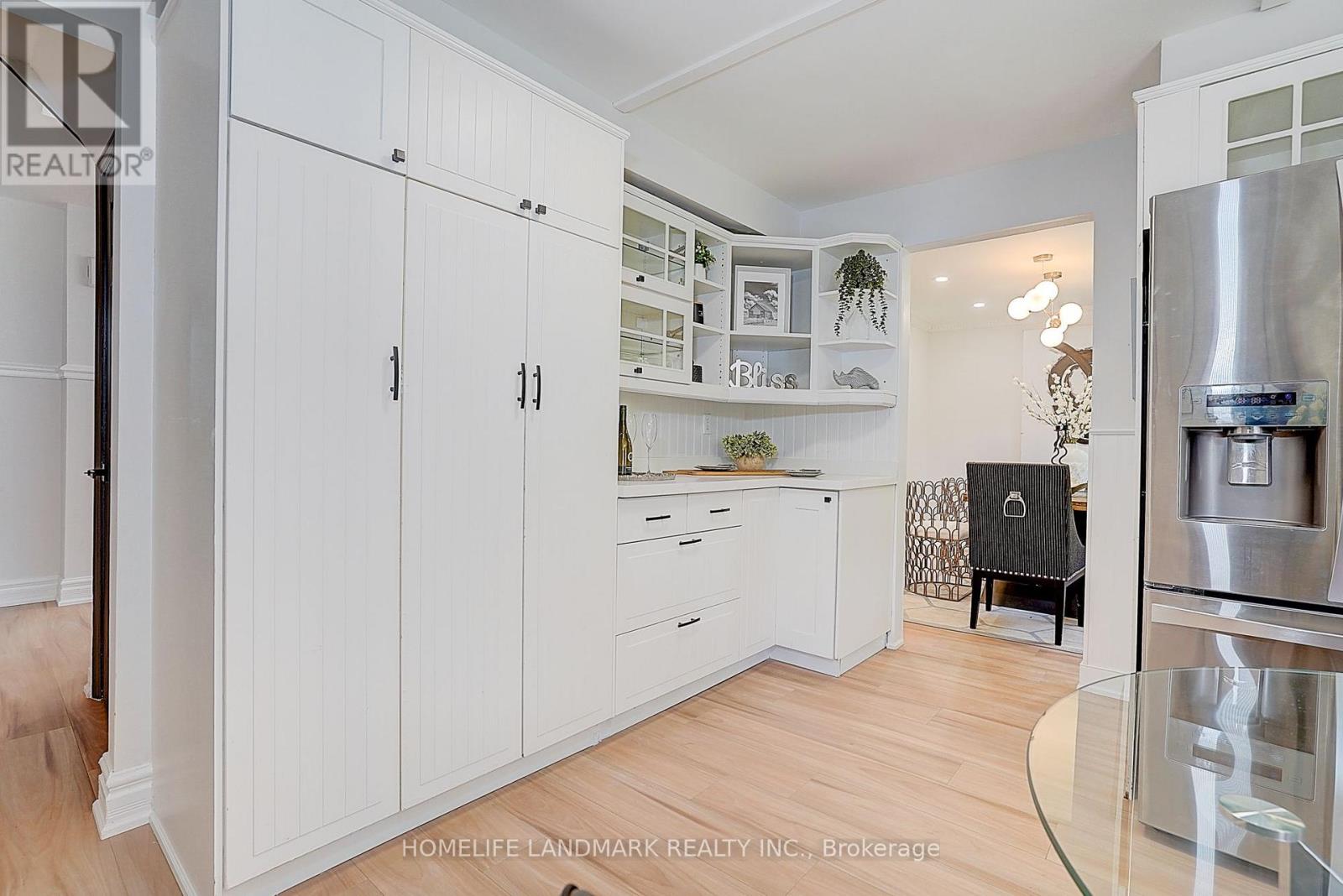 20573 YONGE STREET - 17