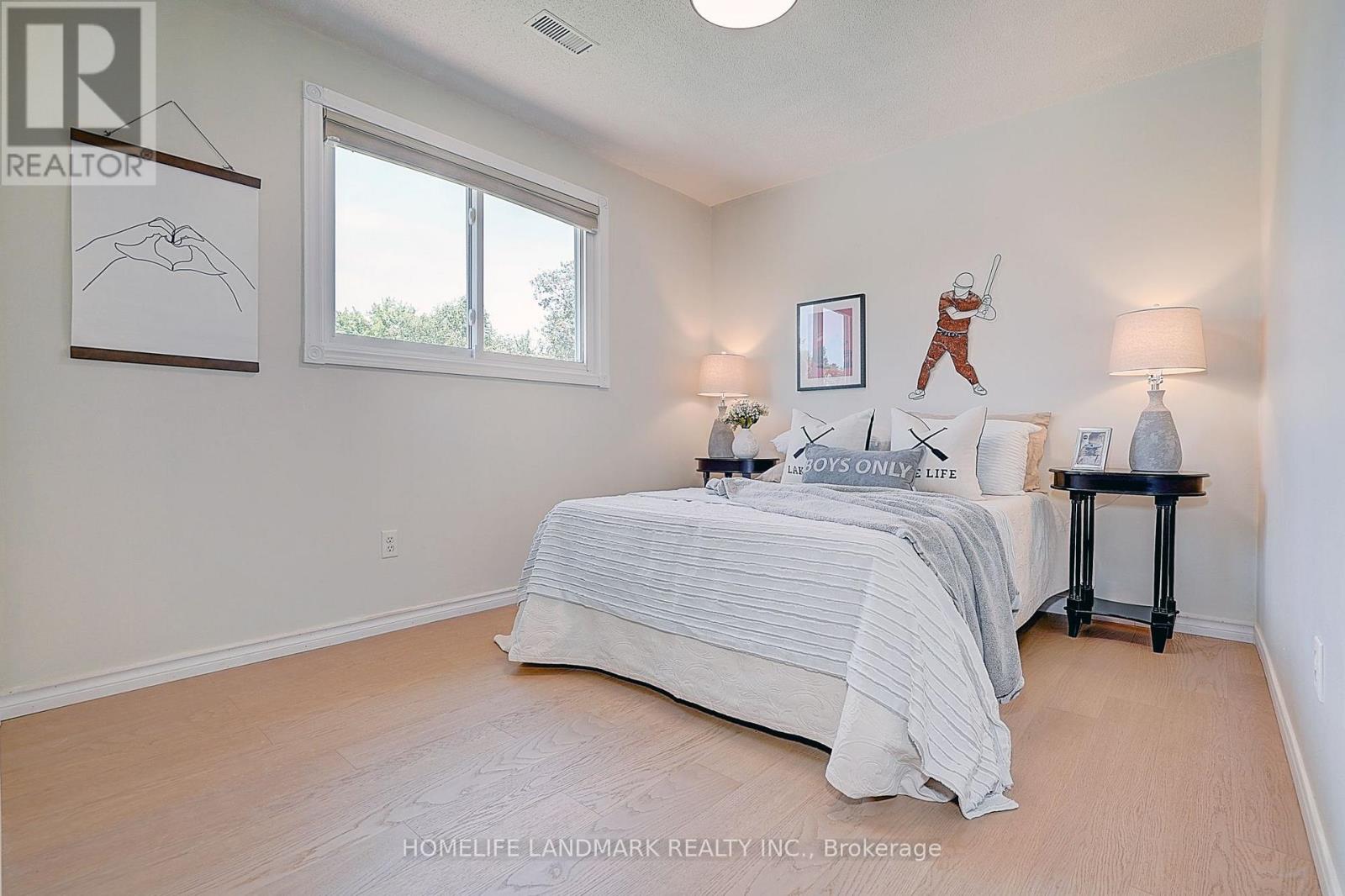 20573 YONGE STREET - 23