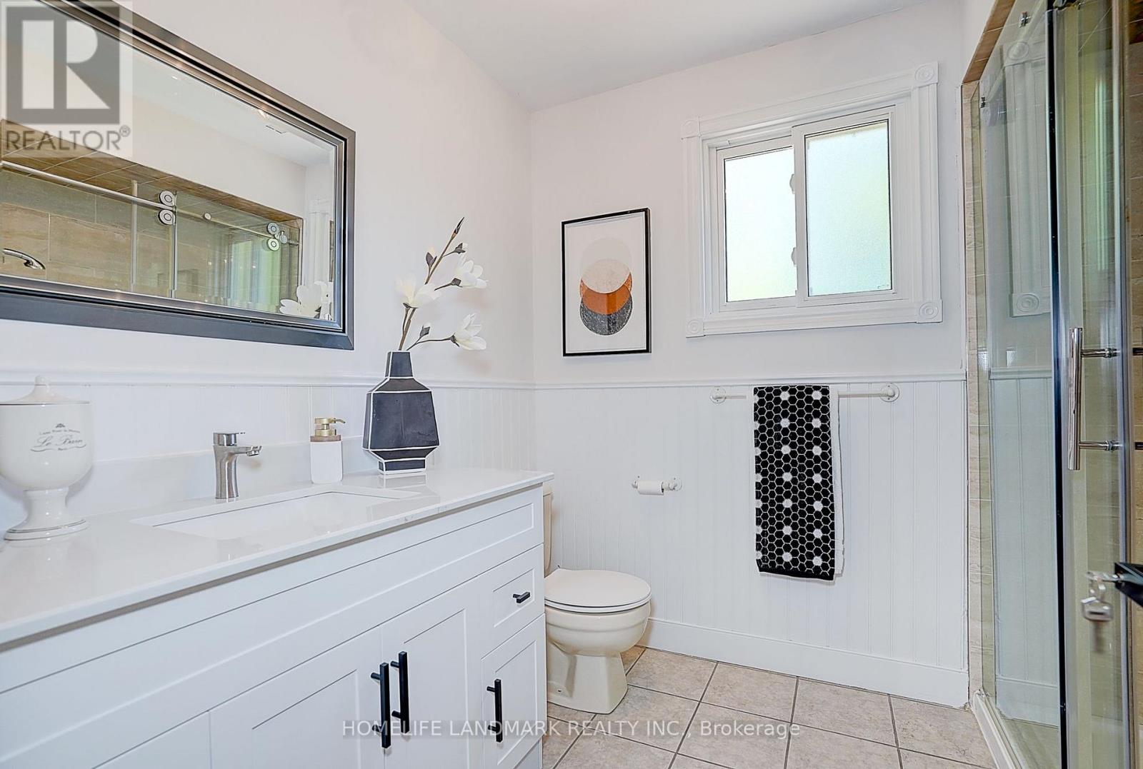 20573 YONGE STREET - 37