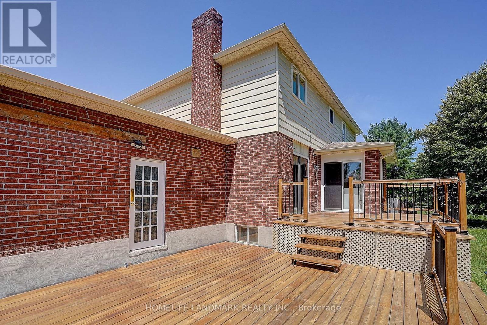 20573 YONGE STREET - 43