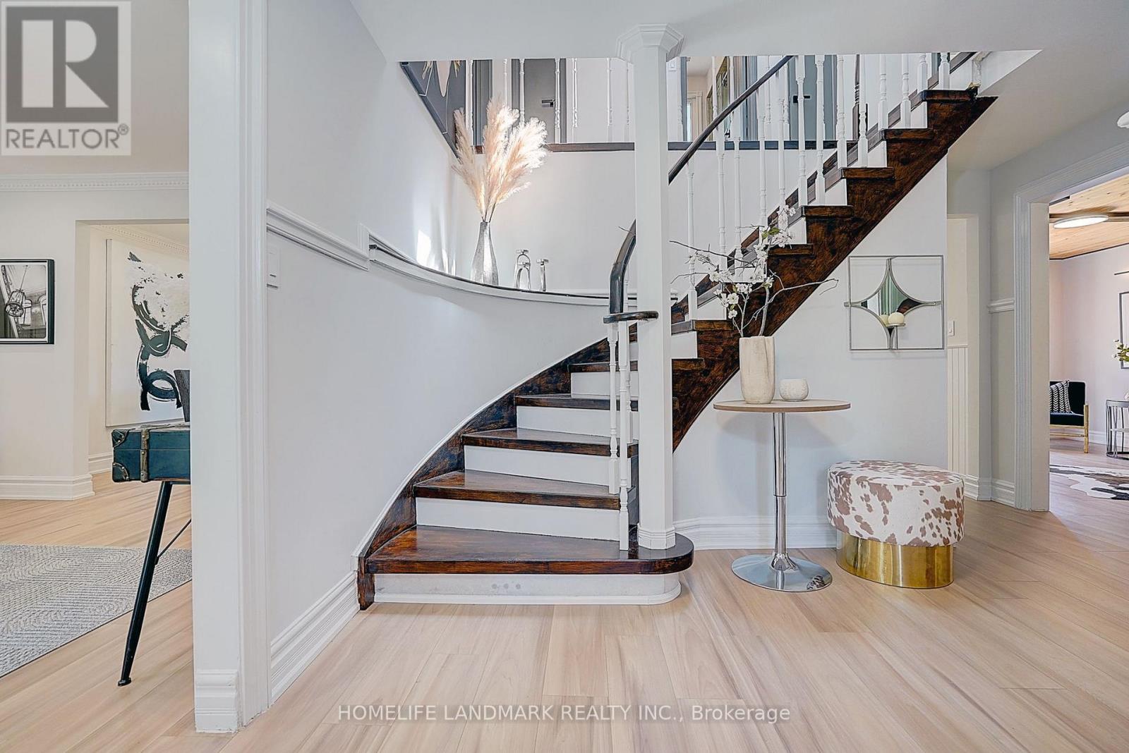 20573 YONGE STREET - 5