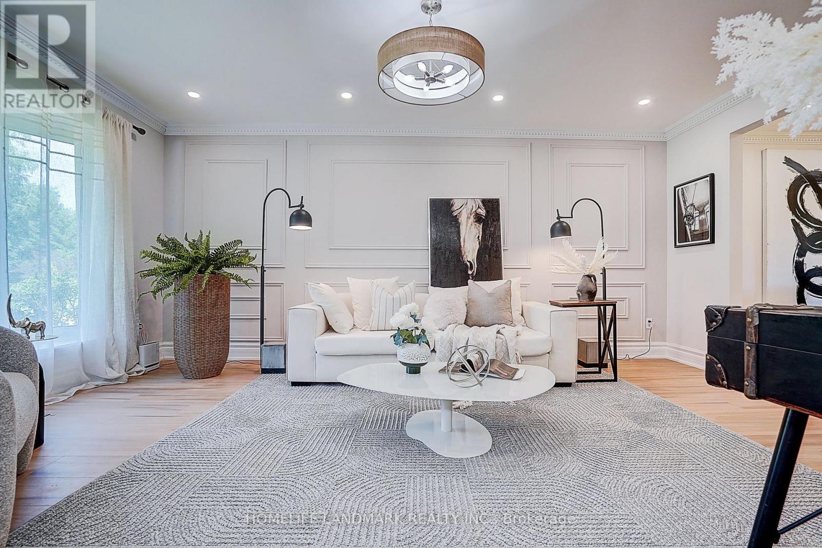 20573 YONGE STREET - 7