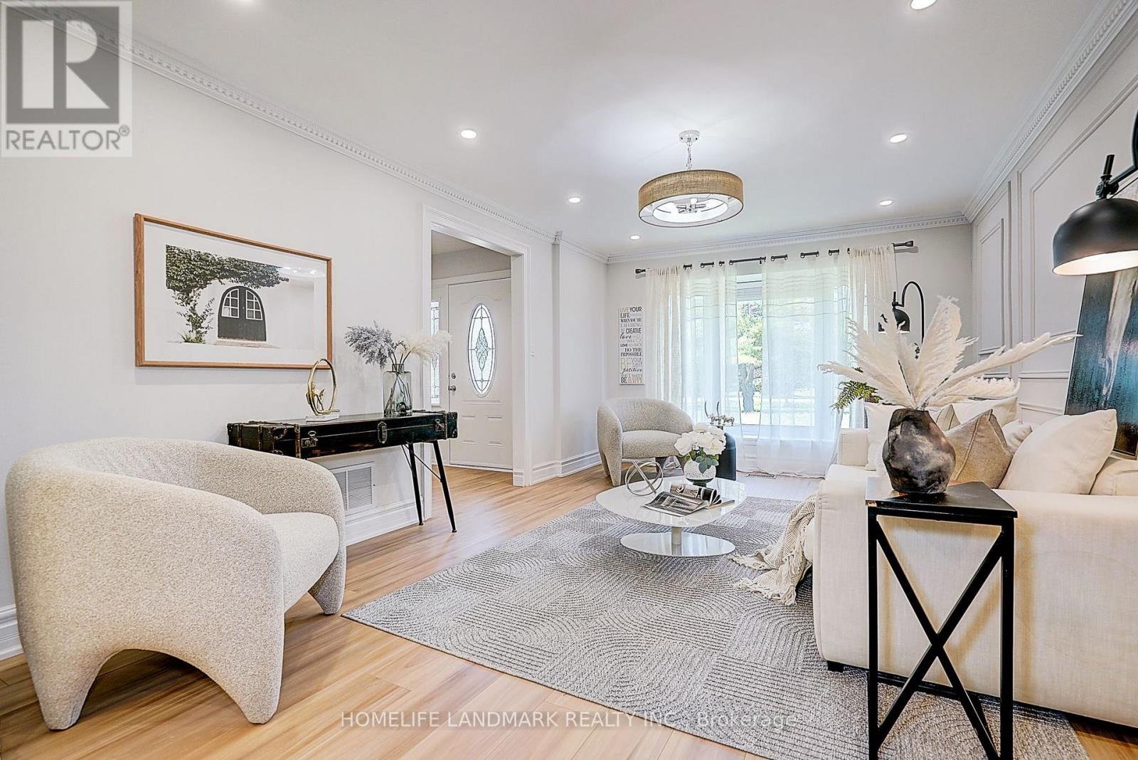 20573 YONGE STREET - 9
