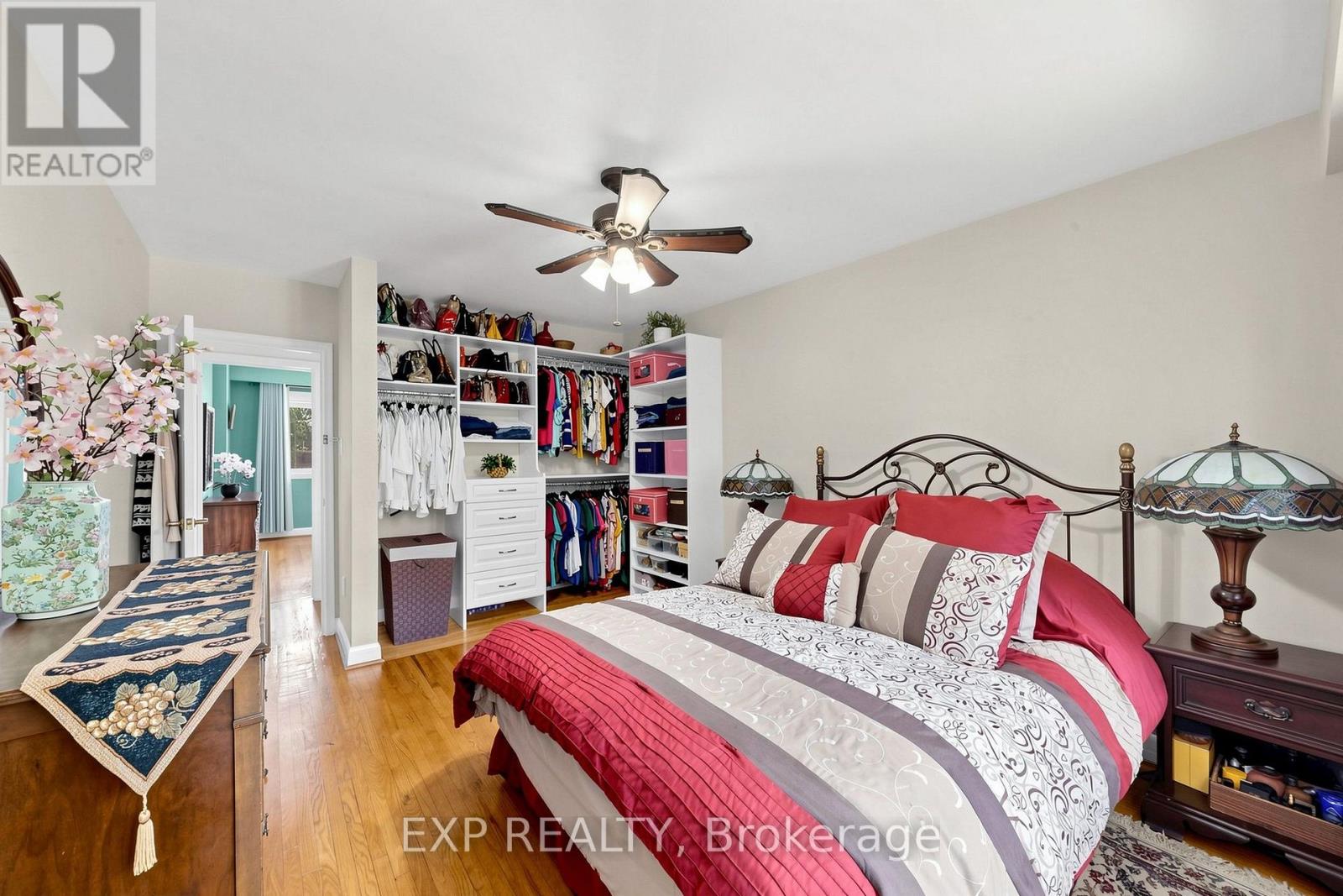 77 LETCHWORTH CRESCENT - 17