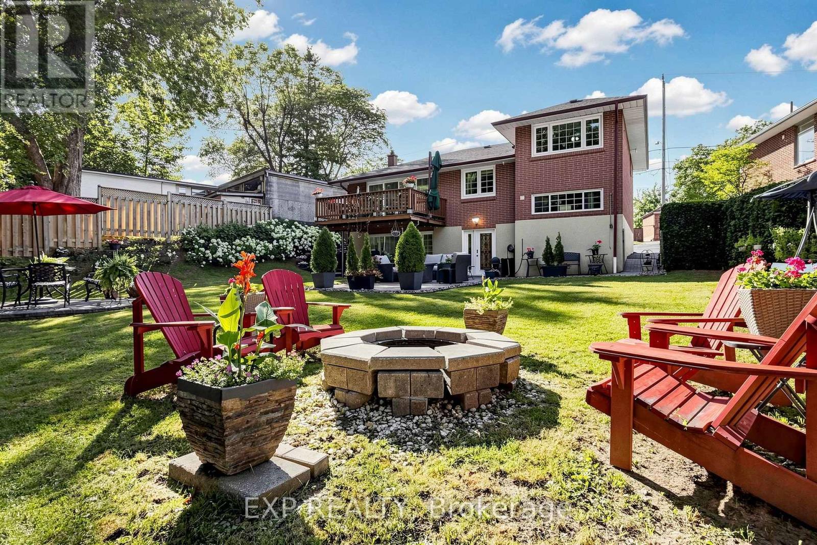 77 LETCHWORTH CRESCENT - 3