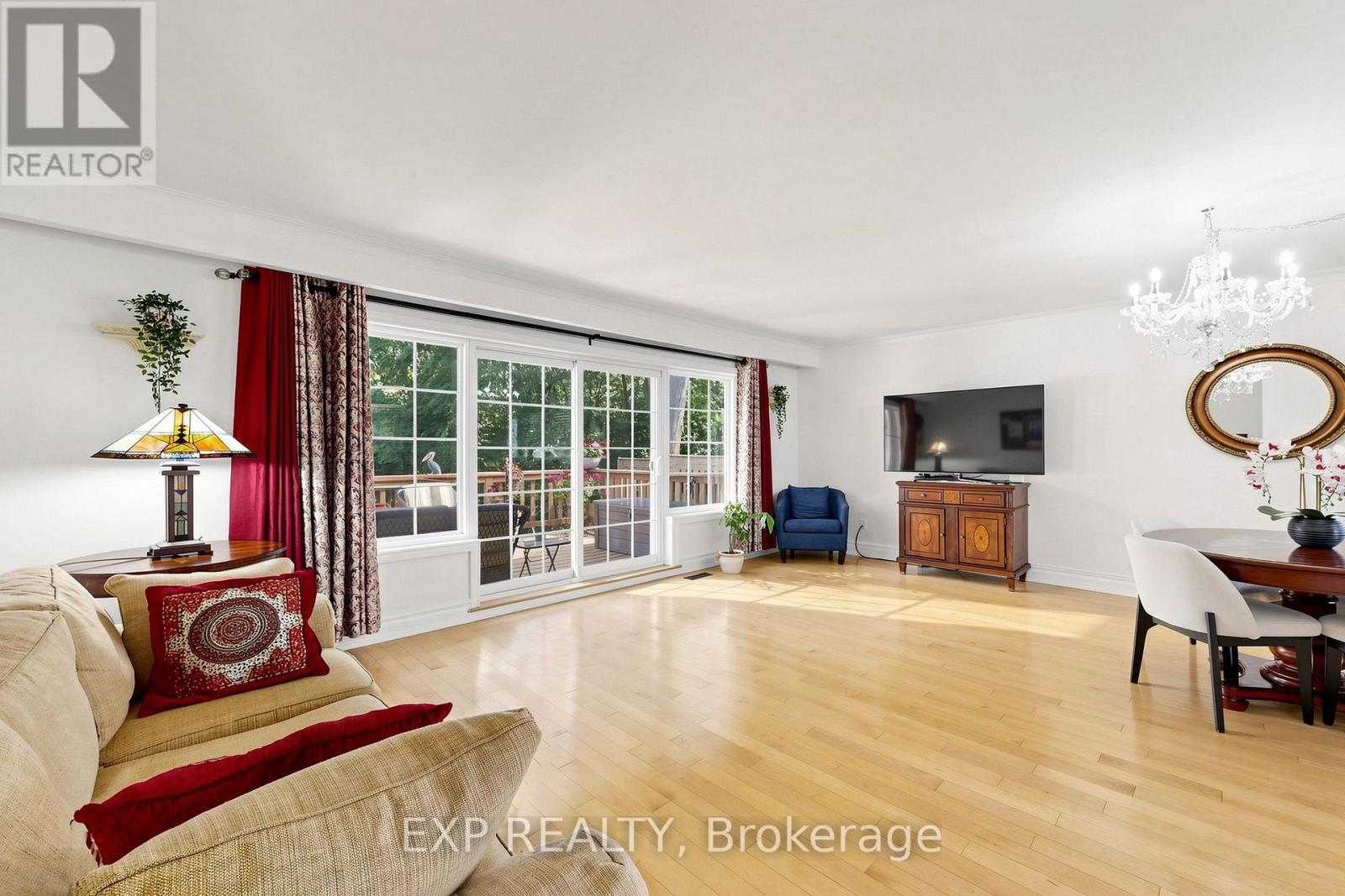 77 LETCHWORTH CRESCENT - 6