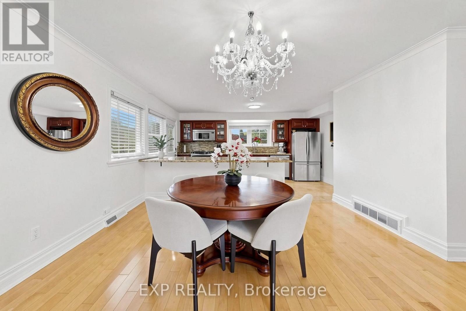 77 LETCHWORTH CRESCENT - 8