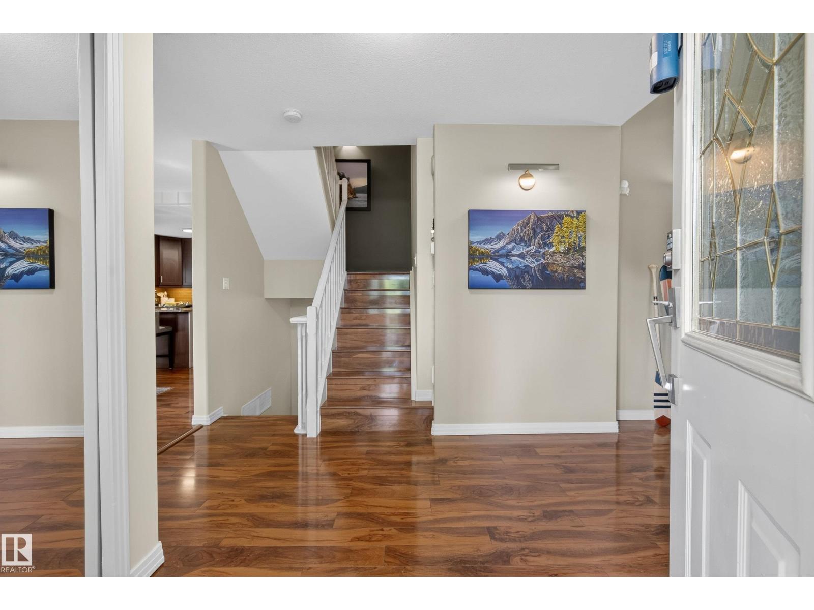 10746 University AV NW NW - 7