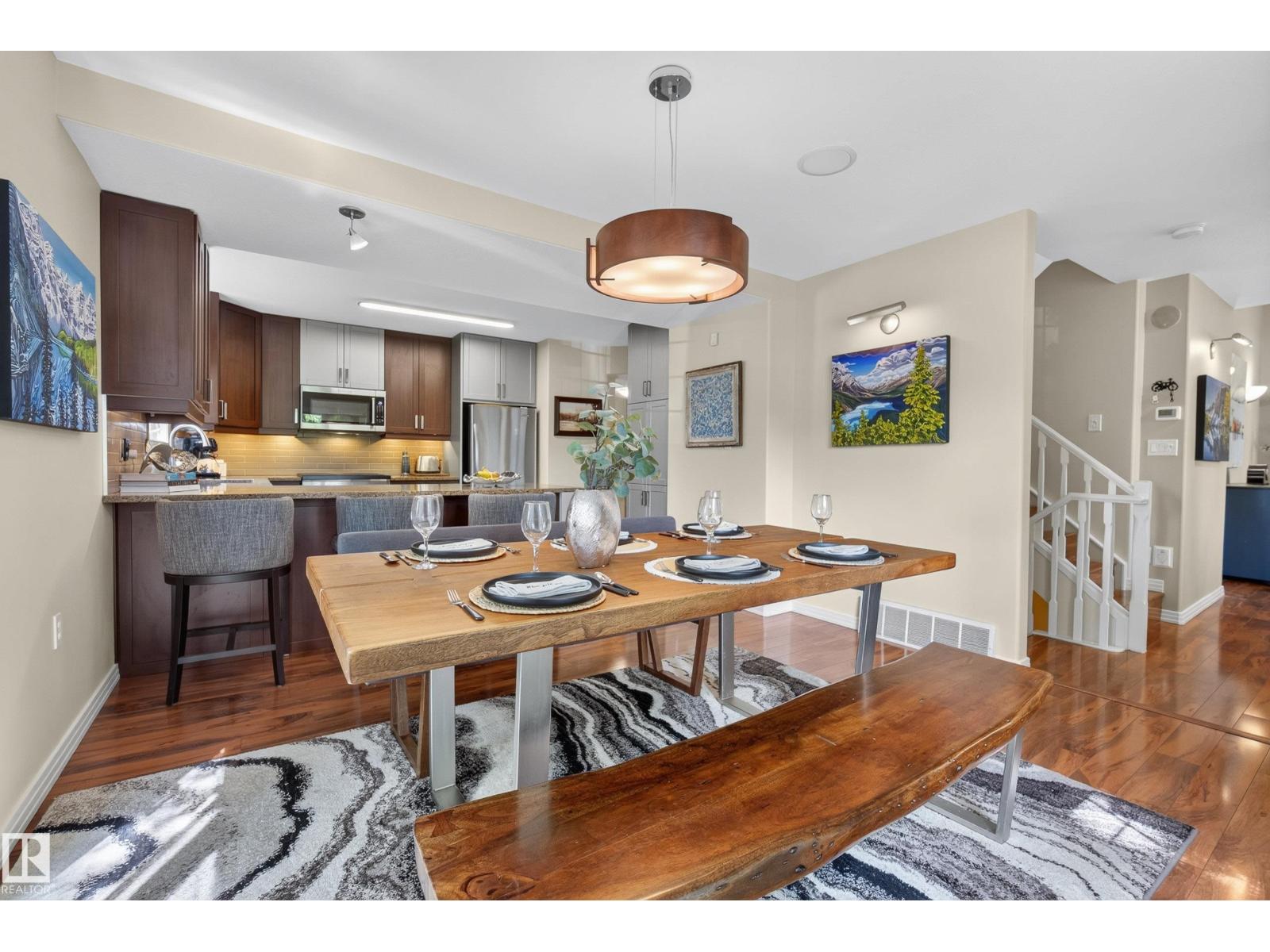 10746 University AV NW NW - 13