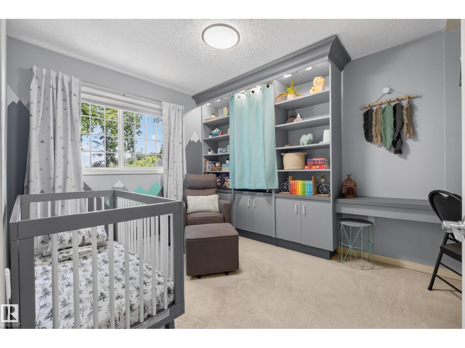 10746 University AV NW NW - 31