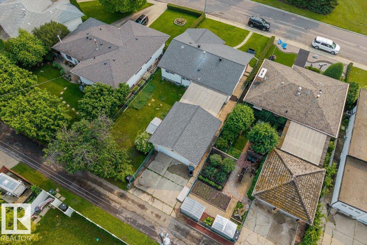 8736 72 ST NW NW - 55
