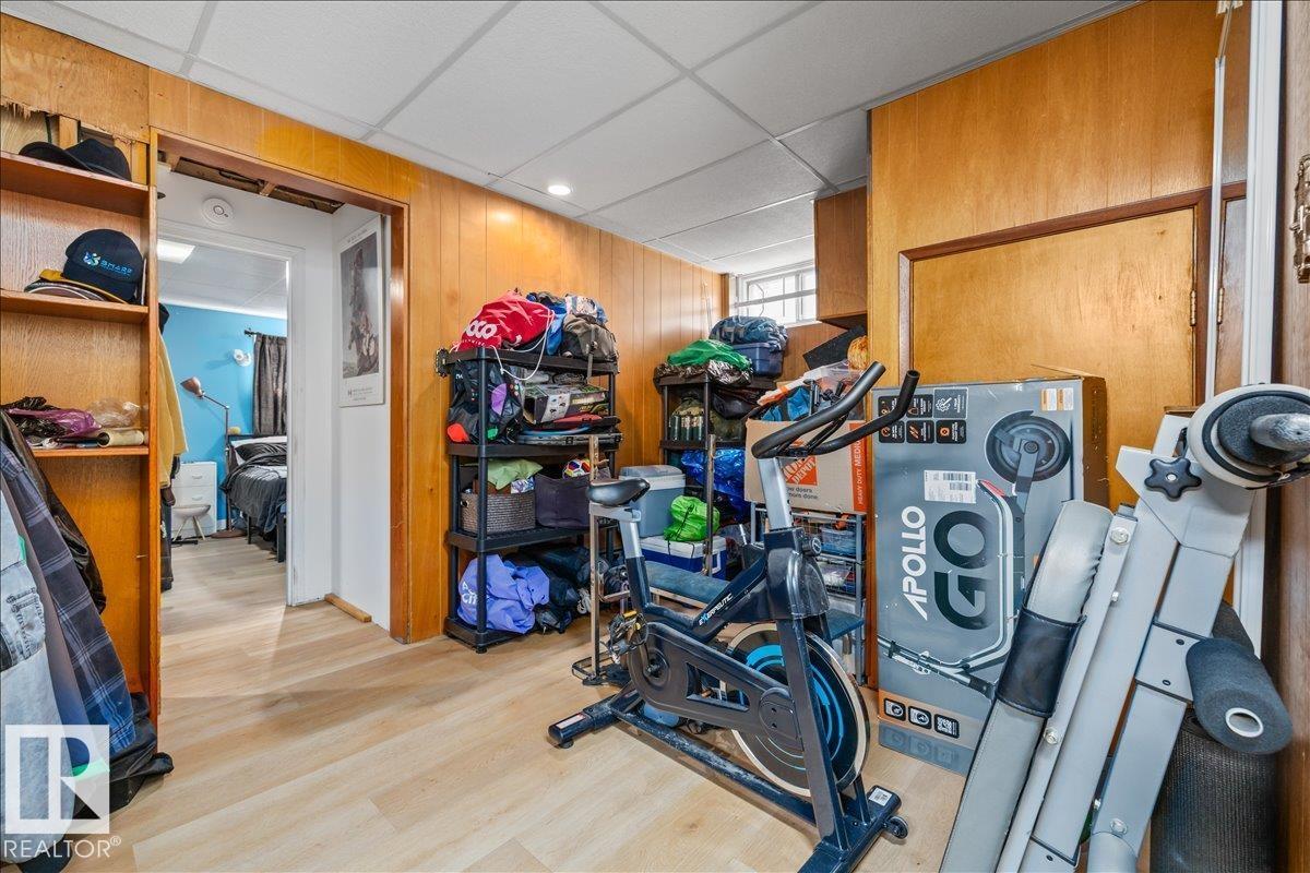 8736 72 ST NW NW - 32