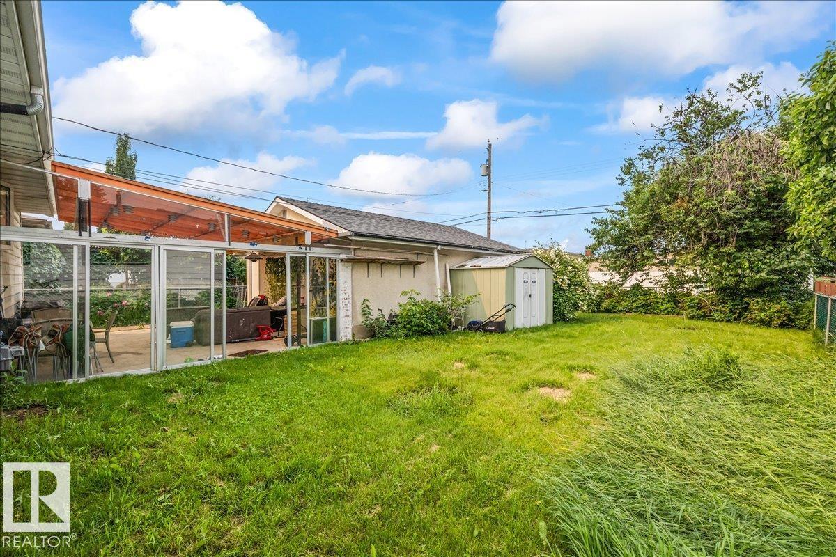 8736 72 ST NW NW - 41