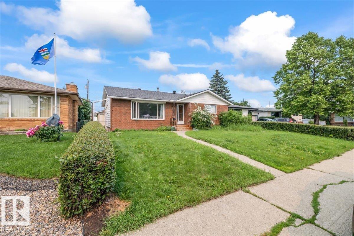 8736 72 ST NW NW - 45