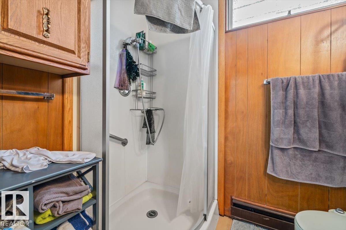 8736 72 ST NW NW - 35