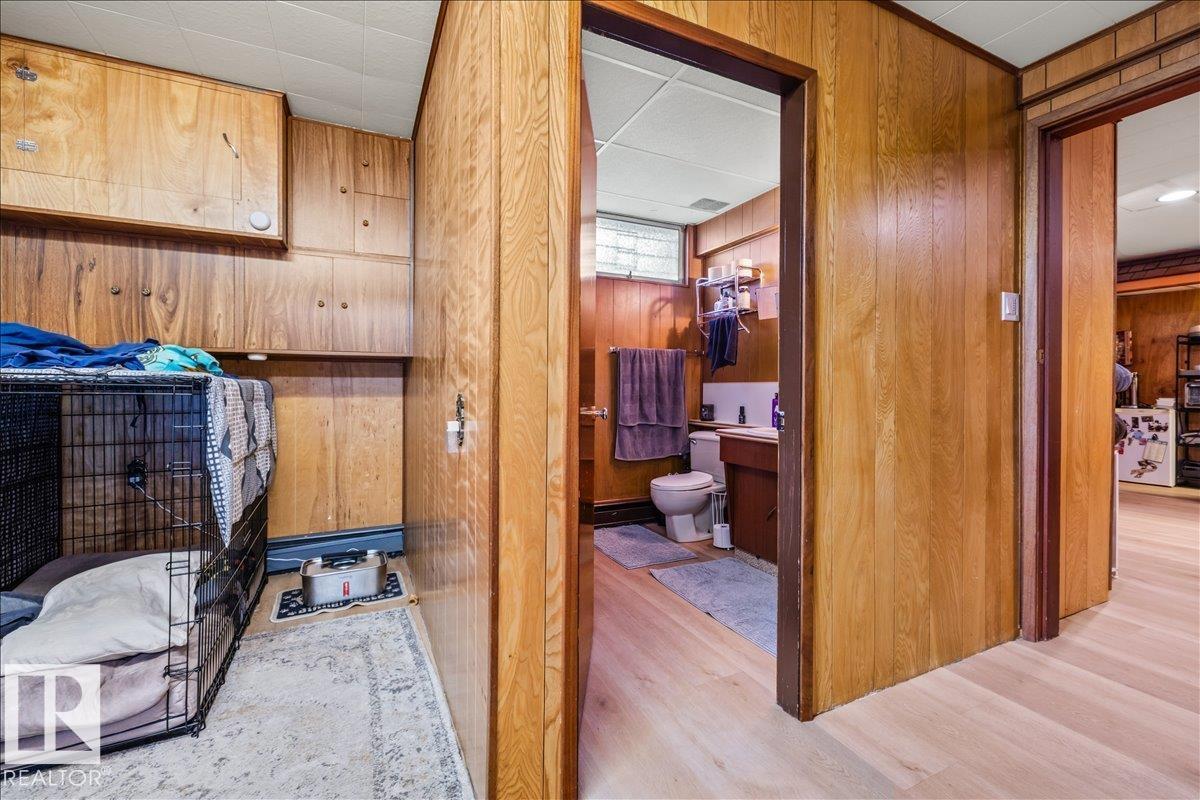 8736 72 ST NW NW - 37
