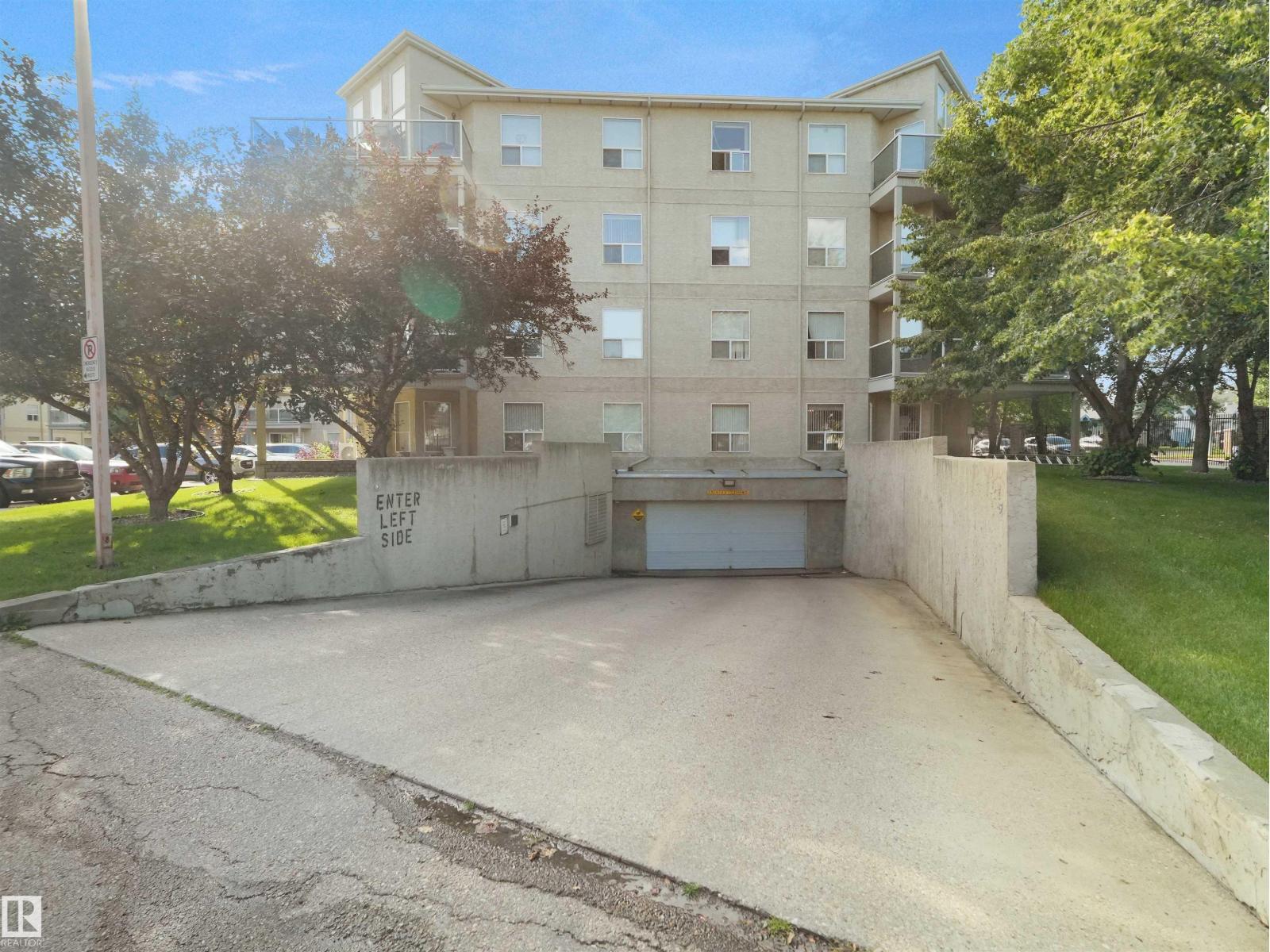 #203 9760 174 ST NW - 31