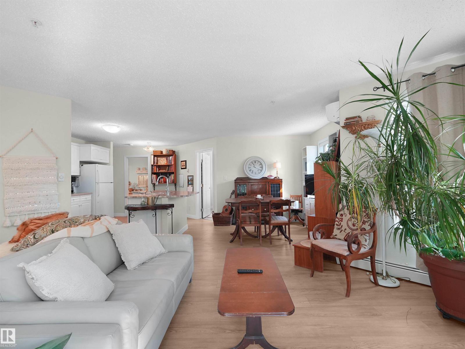 #203 9760 174 ST NW - 6