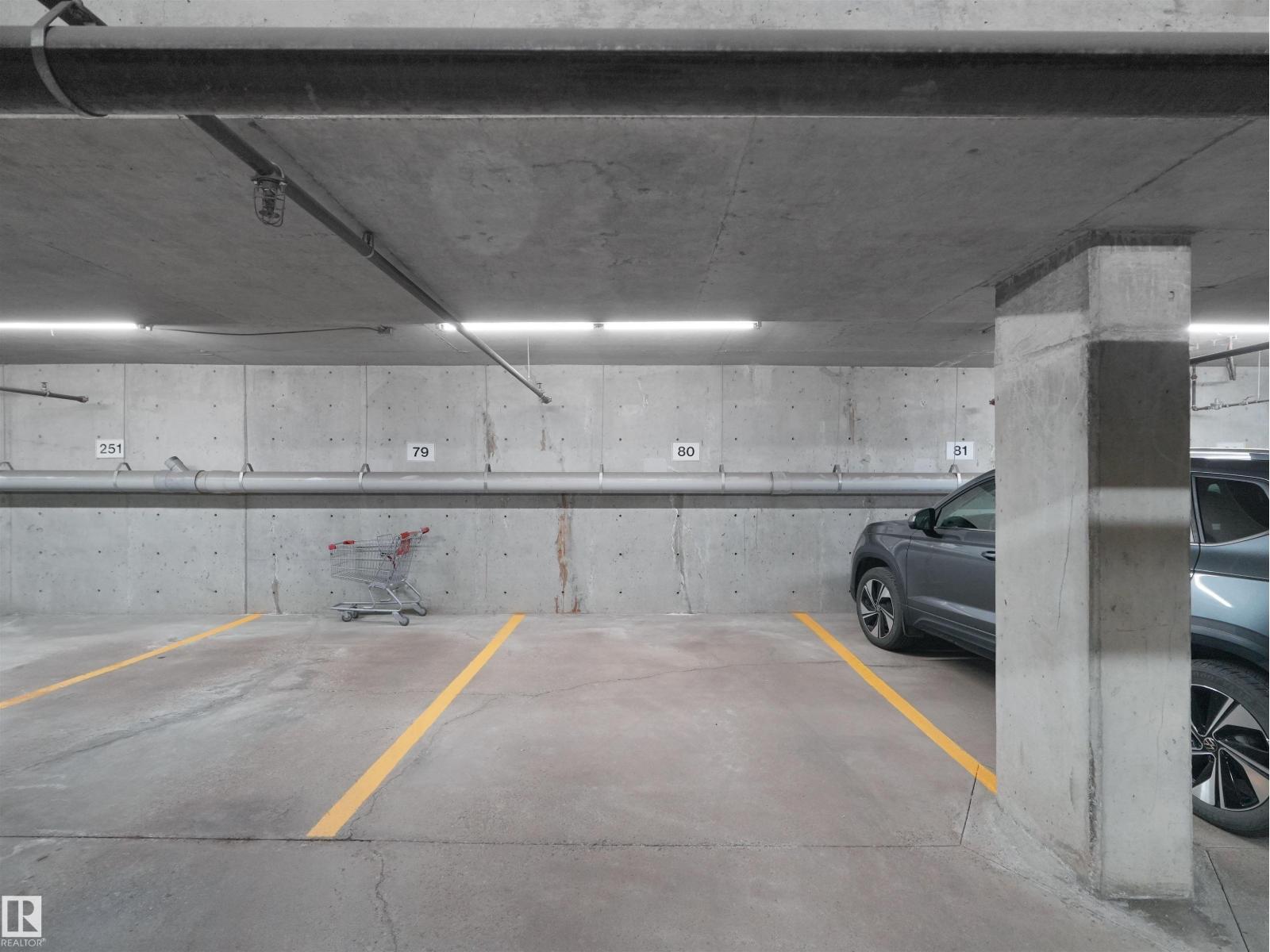 #203 9760 174 ST NW - 32
