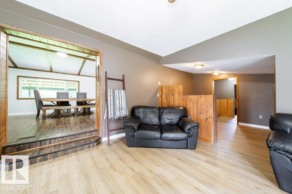 14130 Twp Rd 544 - 11