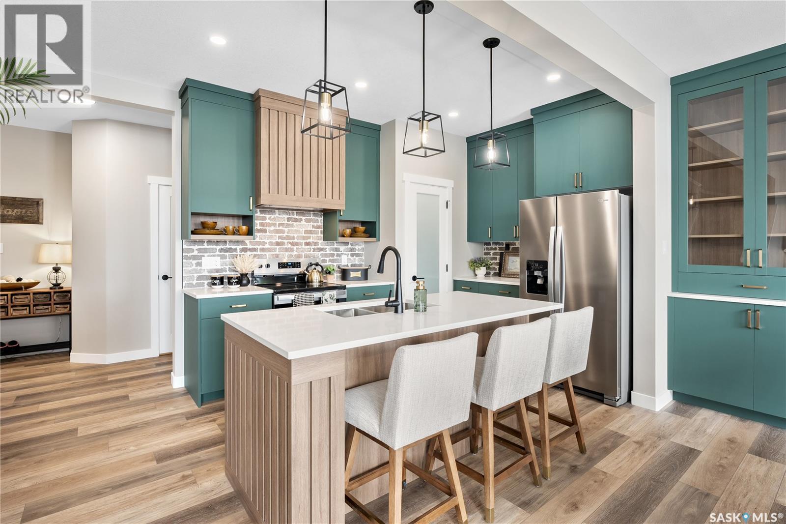 423 Yuel CRESCENT - 3