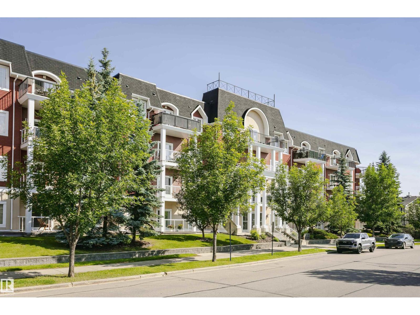 #205 226 MACEWAN RD SW - 1