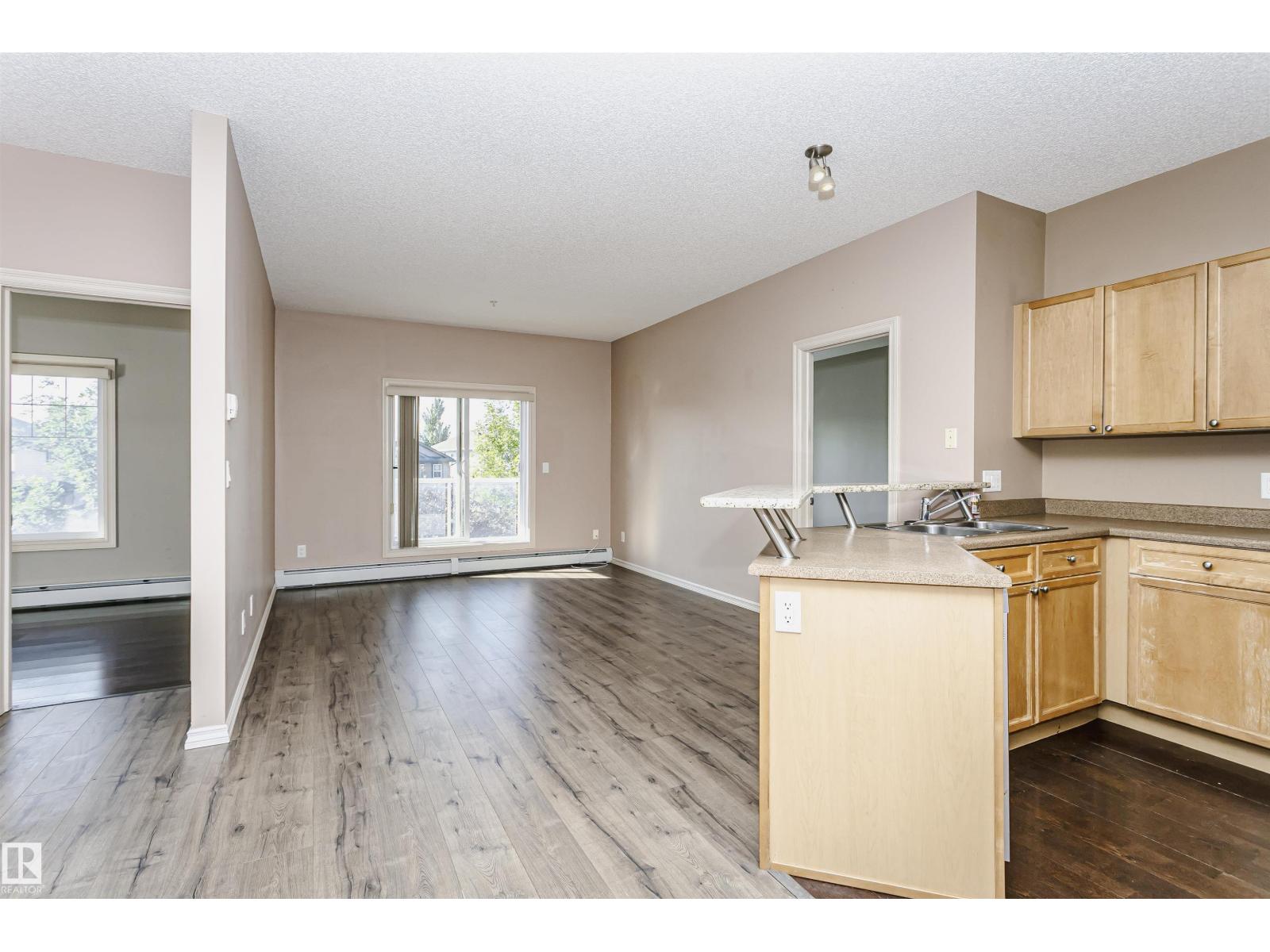 #205 226 MACEWAN RD SW - 11