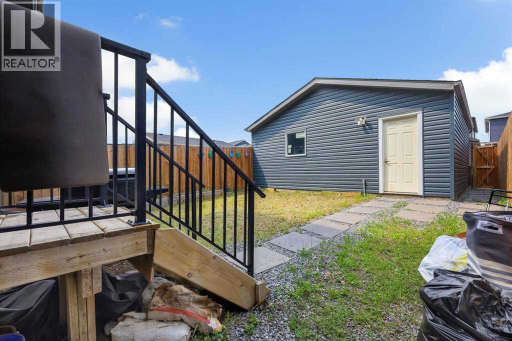 56 Corner Meadows Park NE - 40