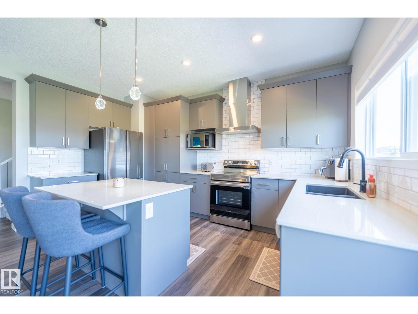 5403 LARK LD NW - 5