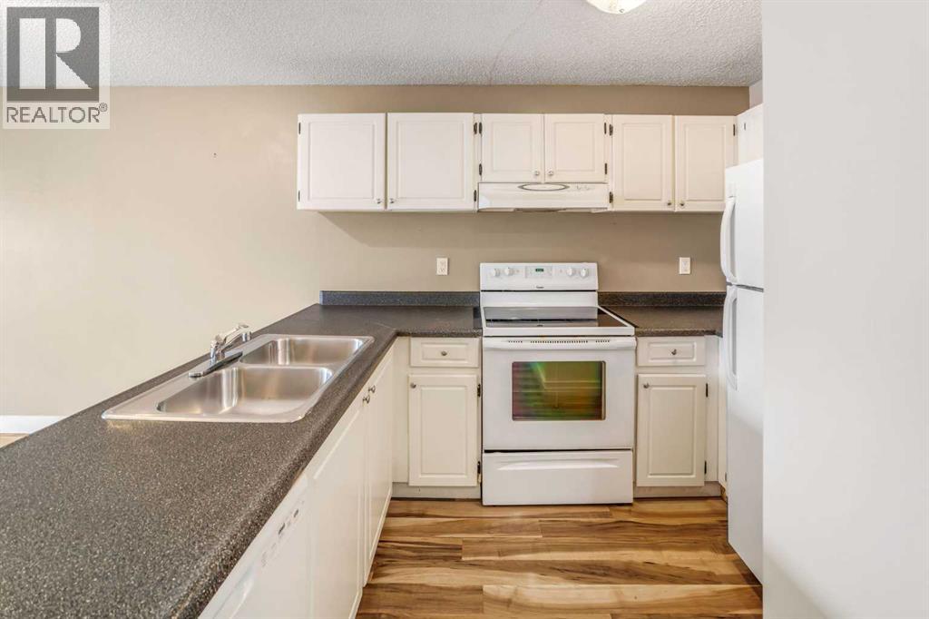#303 1915 26 Street SW - 10