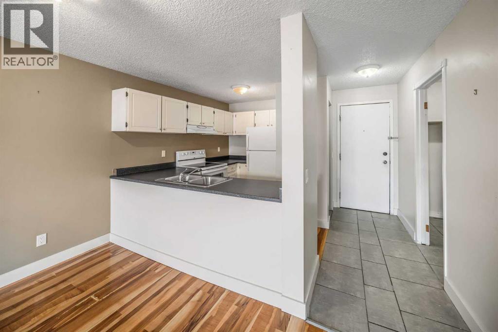 #303 1915 26 Street SW - 9
