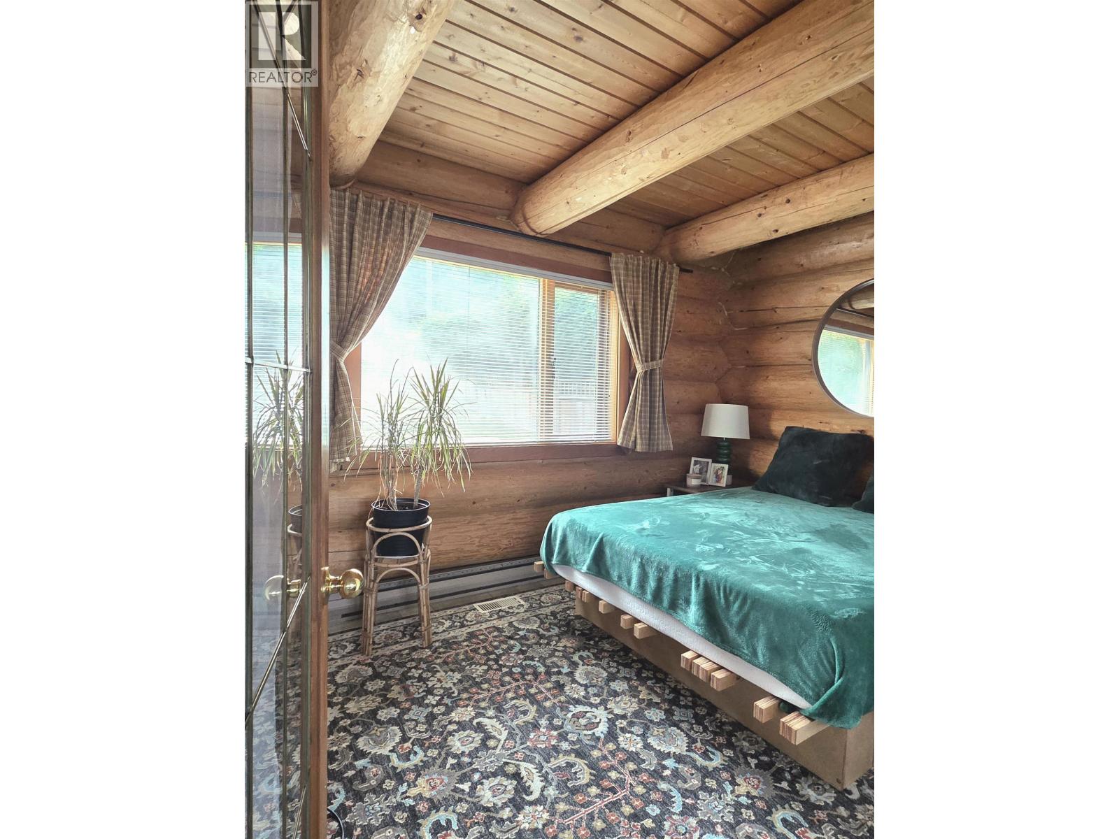 4619 CAVERLY ROAD, Lac La Hache