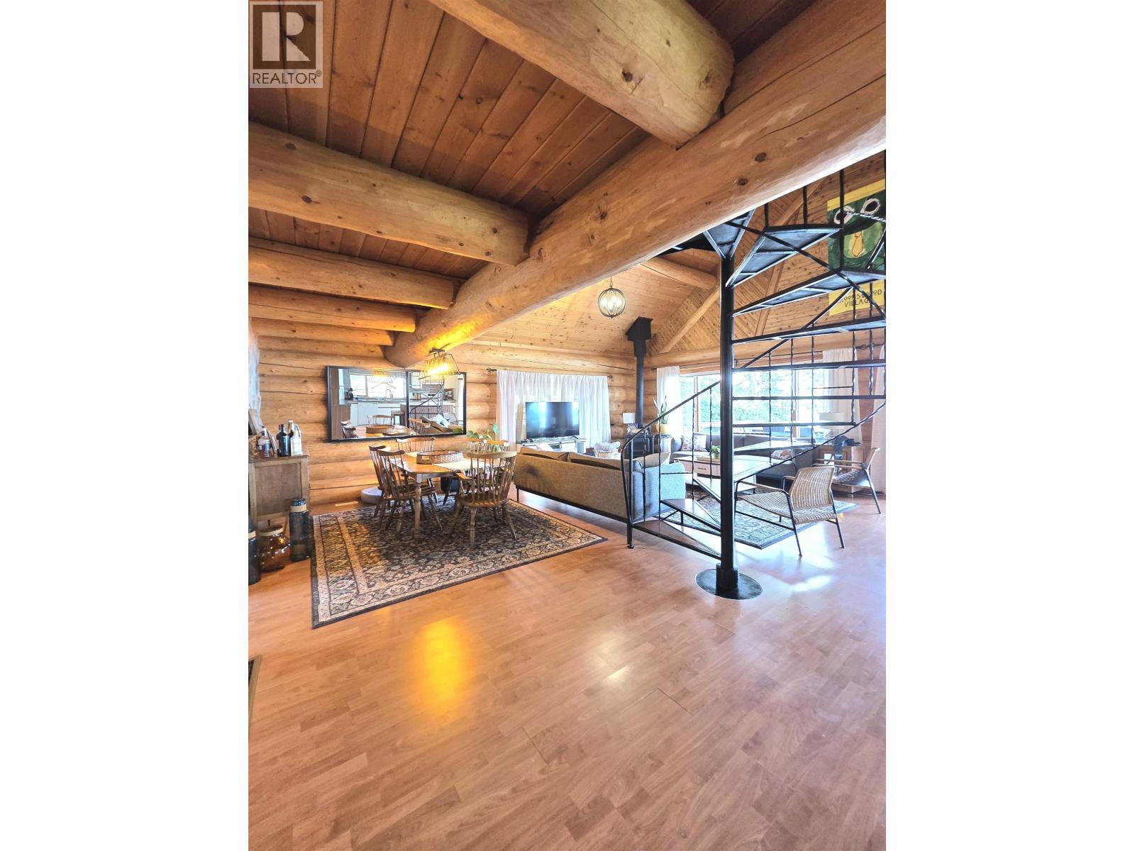 4619 CAVERLY ROAD, Lac La Hache