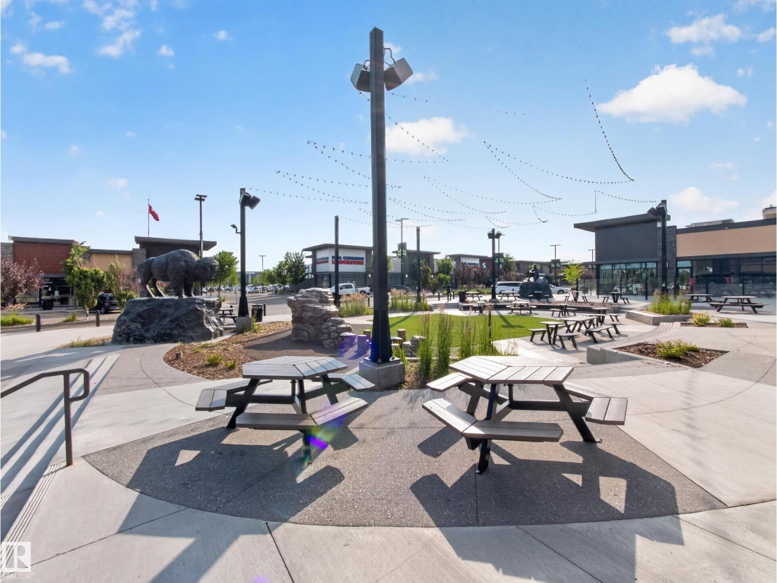 #217 12045 22 AV SW - 7