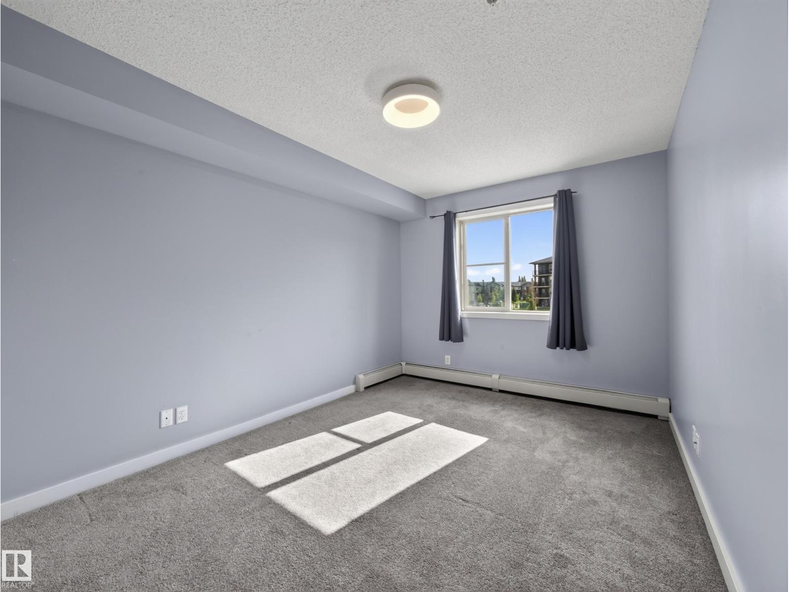 #217 12045 22 AV SW - 34